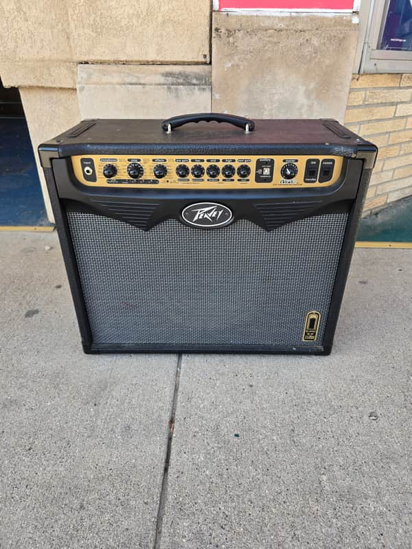 Peavey Vypyr Tube 60 Watt 1x12 Combo Amp – Hybrid Modeling with Real 6L6 Tube Power image 1