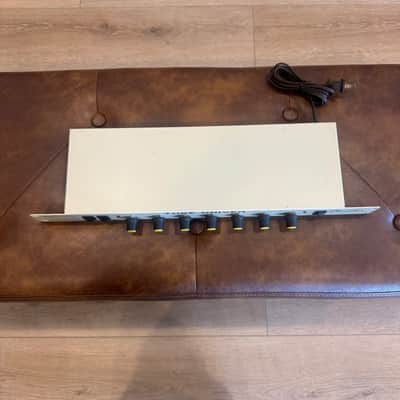 Chandler Tube Driver Rackmount 1986 - 1991 - Cream image 3