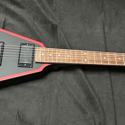 Rafferty Rocket Man III 2025 - Satin black with red trim image 3