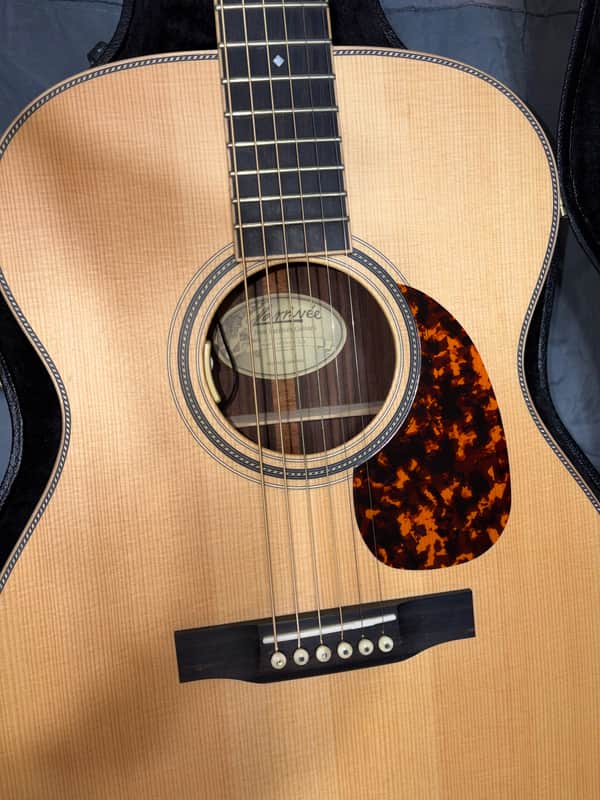 Larrivee OM-40R