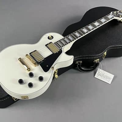Gibson Custom Les Paul Custom Electric Guitar - Alpine White ~ As New Mint! image 4