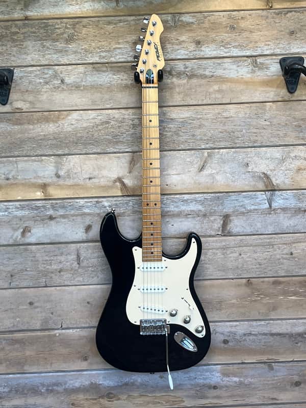 Peavey Predator SSS with Power Bend Vibrato 1990s - Black image 1