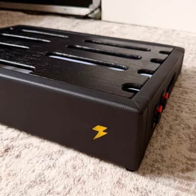 Bolt Custom Pedalboard - Black Tolex | Handmade image 5