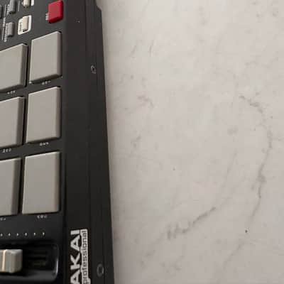 Akai MPC500 Music Production Center 2006 - 2013 - Black image 5