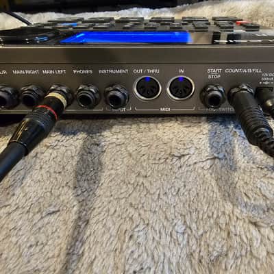 Alesis SR-18 Drum Machine image 2
