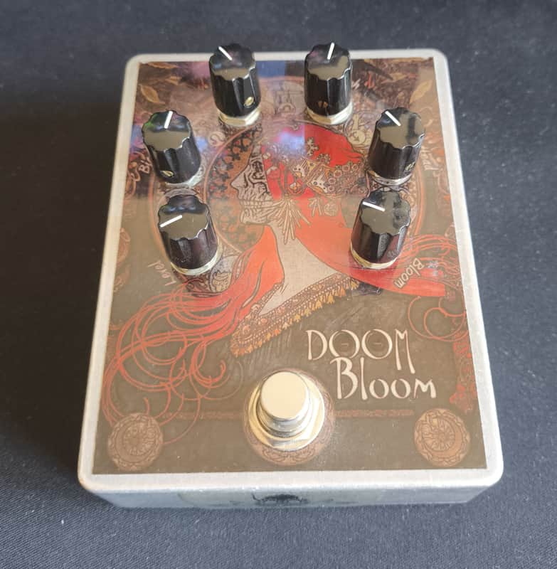 Fuzzhugger Doom Bloom