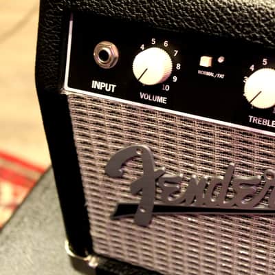 FENDER "Super Sonic 22 Head + Supersonic 60w 2 X 12 Black Stack" image 2