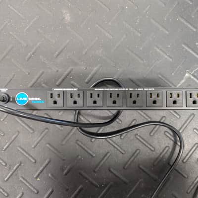 Livewire PC900 9-Outlet Power Conditioner and Distribution System image 3