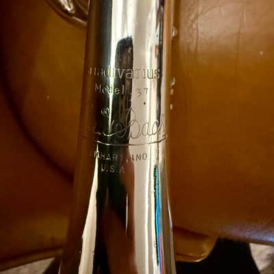 Vintage Bach Strad Model 37 Cornet in GREAT shape image 3