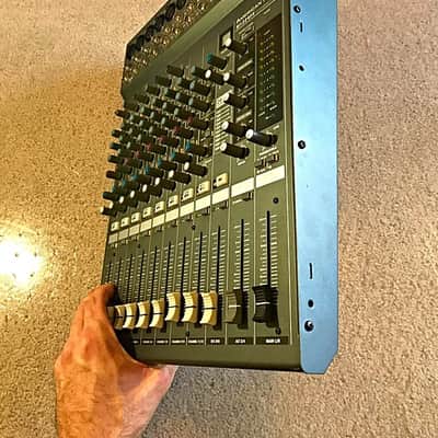 American Audio M1224FX 12 channel mixing console image 9