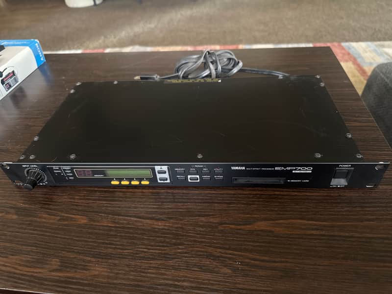 Yamaha EMP700 Symphonic Multi Effect Rack Unit w/ Manual image 1