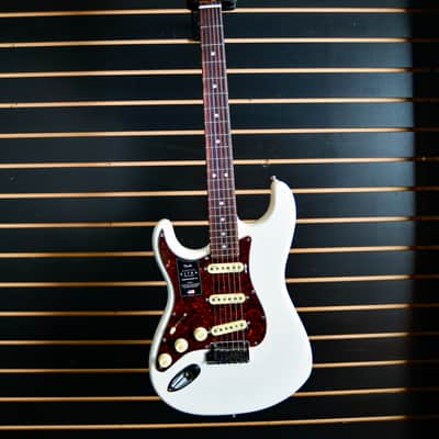 Fender American Ultra Stratocaster Left-Handed LH RW 2021 Arctic Pearl APL US210072828 7lb 15.9 oz image 14