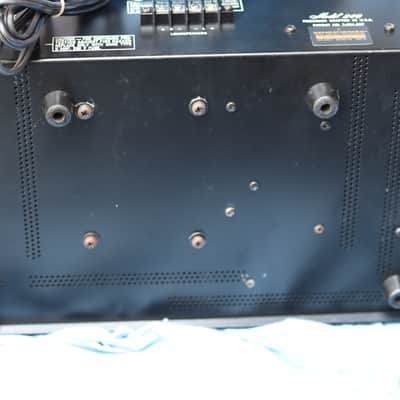 Marantz 240 power amplifier made in USA black panel - black image 7