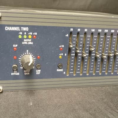 DBX 1215 Dual-Channel 15-Band Graphic Equalizer - Black image 3