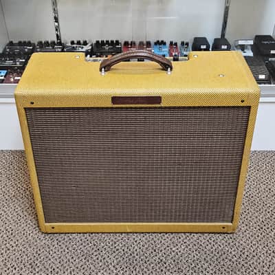 used Victoria Double Deluxe 2x12 Combo Amp, Very Good Condition