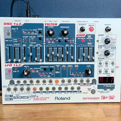 [Mint] Roland SH-32 Desktop Synthesizer Module - White