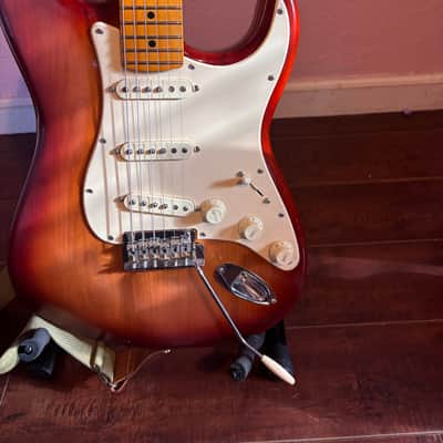 Fender American Professional II Stratocaster with Maple Fretboard 2020 - Present - Sienna Sunburst PARTSCASTER image 5