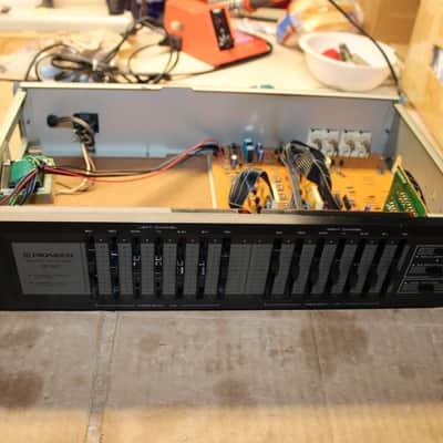 Restored Pioneer  GR-560 7 Band Graphic Equalizer (10) image 18
