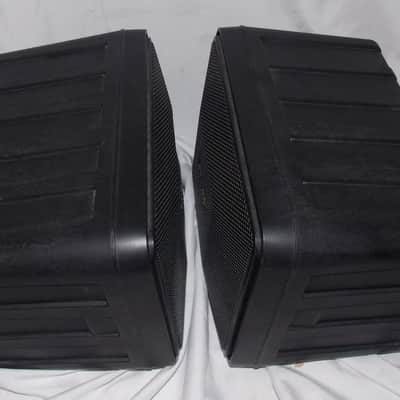 Bose 101 multipurpose outdoor speakers image 3