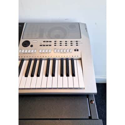 Yamaha PSR-S900 - Musical Keyboards - Excellent w/ Power Supply & Manuals image 5