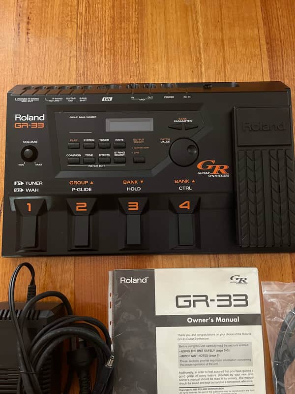 Roland GR-33
