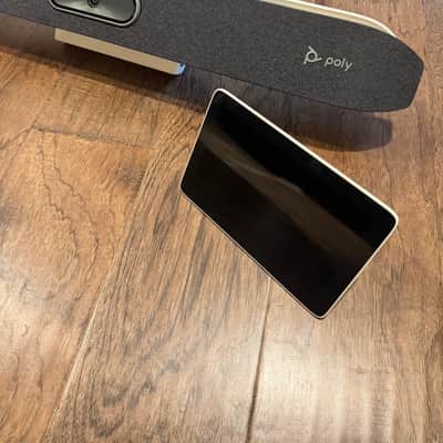 POLY STUDIO X50 (P017) image 2
