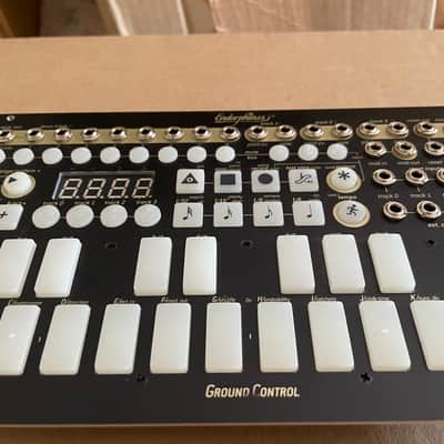 Endorphin.es Ground Control Sequencer + 42 HP Endorphines Case image 3
