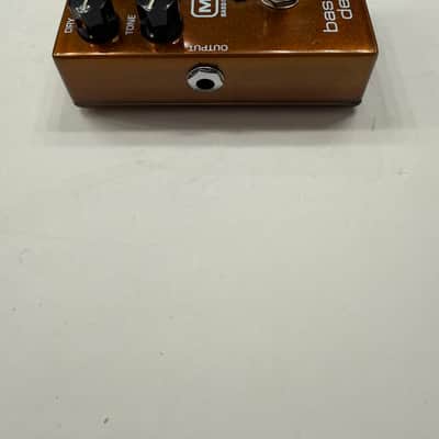 MXR Dunlop M84 Bass Fuzz Deluxe Guitar Effect Pedal image 3