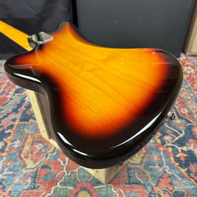 Traditional 60's Jazzmaster Sunburst Alder Made in Japan - 2018 image 17