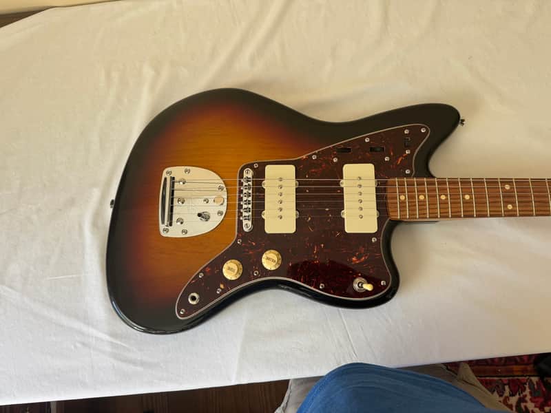 Fender Classic Player Jazzmaster Electric Guitar