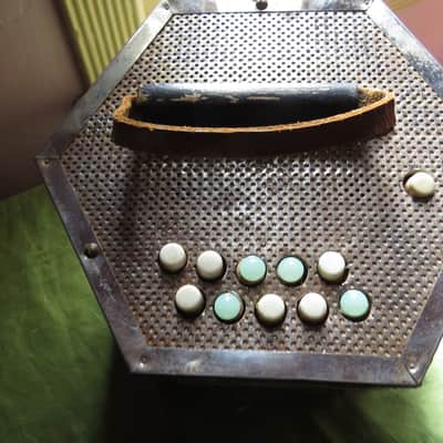 East German 20 button Concertina 1940's-50s image 3