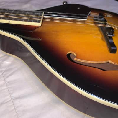 Oscar Schmidt Washburn OM-10 Mandolin and Superior Case Gigbag 2000s - Sunburst image 7