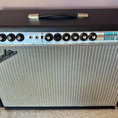 Fender '68 Custom Vibrolux Reverb Amp 2-Channel 35-Watt 2x10" Guitar Combo image 11