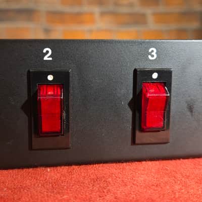 Visual Effects Inc. VEI-8000 Power Conditioner image 3