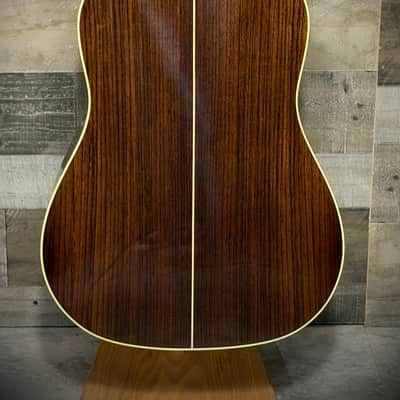 Alvarez Yairi Masterworks DYMR70 Sunburst 12th-Fret Slope Shoulder Dreadnought (DYMR70_Sunburst) image 5