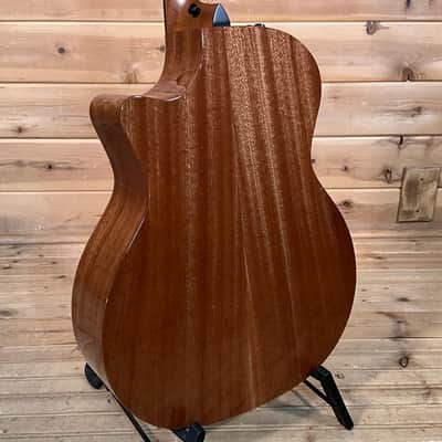 Taylor 314ce Studio Special Edition Acoustic Guitar - Natural image 4