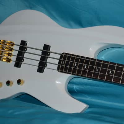 Lodestone PP4-RW Primal PRO 4-String Bass with Gig Bag image 1