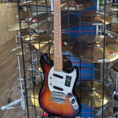 Fender Vintera ’60s Mustang 3-Color Sunburst – 2021 NOS w/ Deluxe Gig Bag image 5