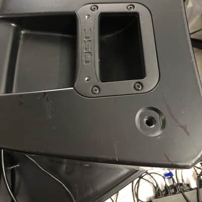 QSC K8 1000-Watt Active 2-Way PA Speaker image 2