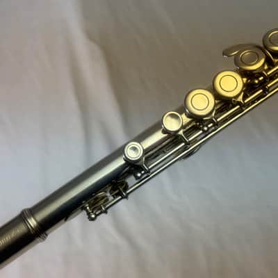 Armstrong USA 104 student C flute JUST SERVICED plays perfectly image 15