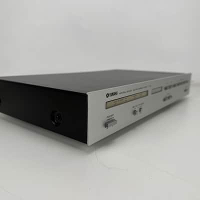 Yamaha T - 760 Natural Sound AM/FM Stereo Tuner image 3