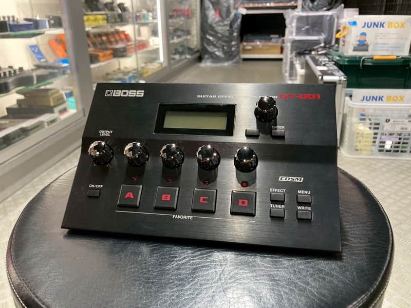 Boss GT-001