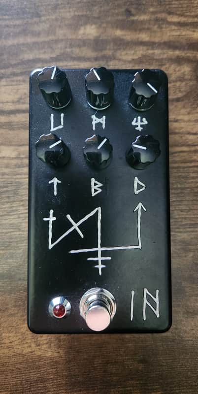 Black Hawk Balrog Distortion 2000s - Black image 1