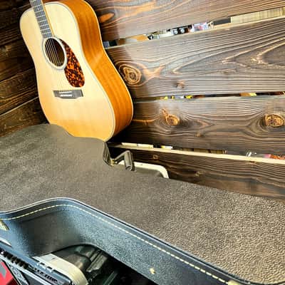 Larrivee D-40MH Legacy Series + Etui 2022 bois satiné image 10