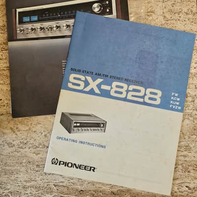 Pioneer SX-828 1971-1972 - Silver face with walnut sides and top image 9