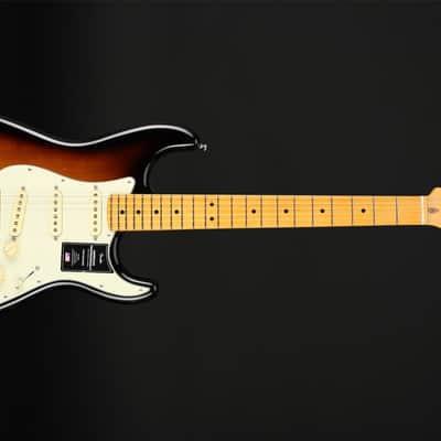 Fender American Professional II 70th Anniversary Stratocaster, Maple Fingerboard in 2-Color Sunburst #US230002692 image 3