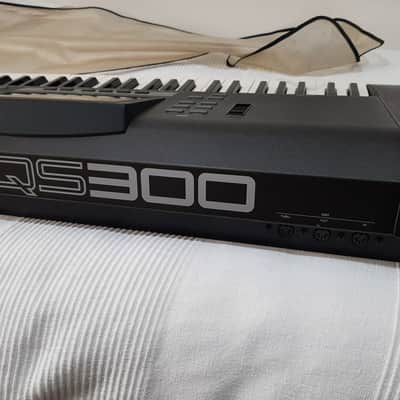 Yamaha QS-300 1995 - Black image 7