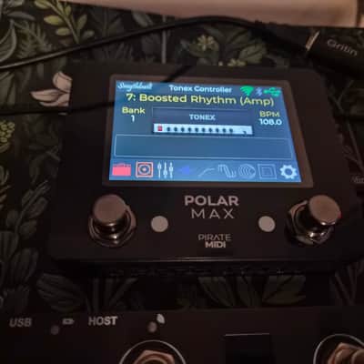 Immagine IK Multimedia ToneX Pedal ultimate bundle with Polar Max + two pedal controllers - 2