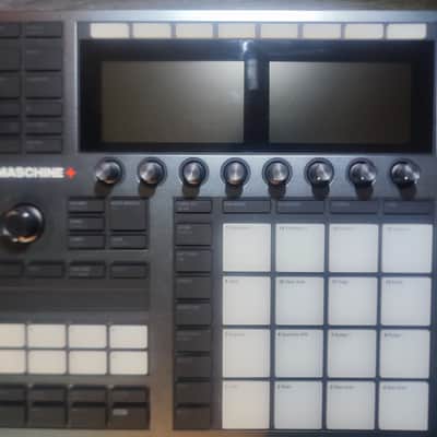 Native Instruments Maschine Plus 2021 - Present - Black image 2