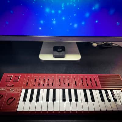 Yamaha CS01 RED 🌈RaRe🌈 Iconic Vintage Analog Synthesizer Organ image 2